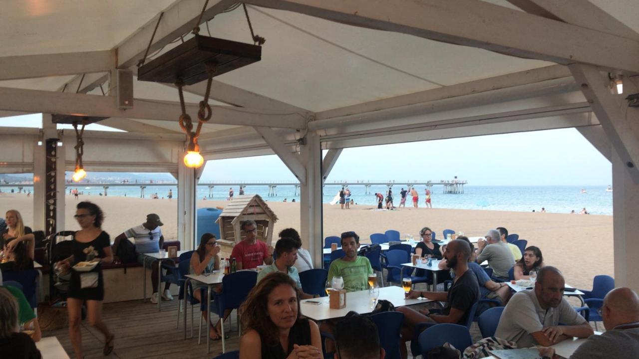 Hospedaje Dado De Baja Badalona Zewnętrze zdjęcie